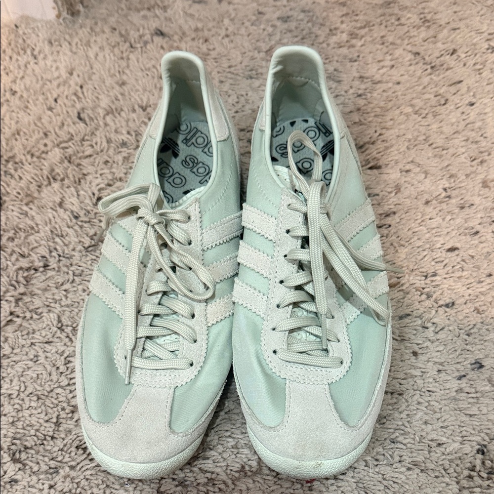 Adidas tennis shoes